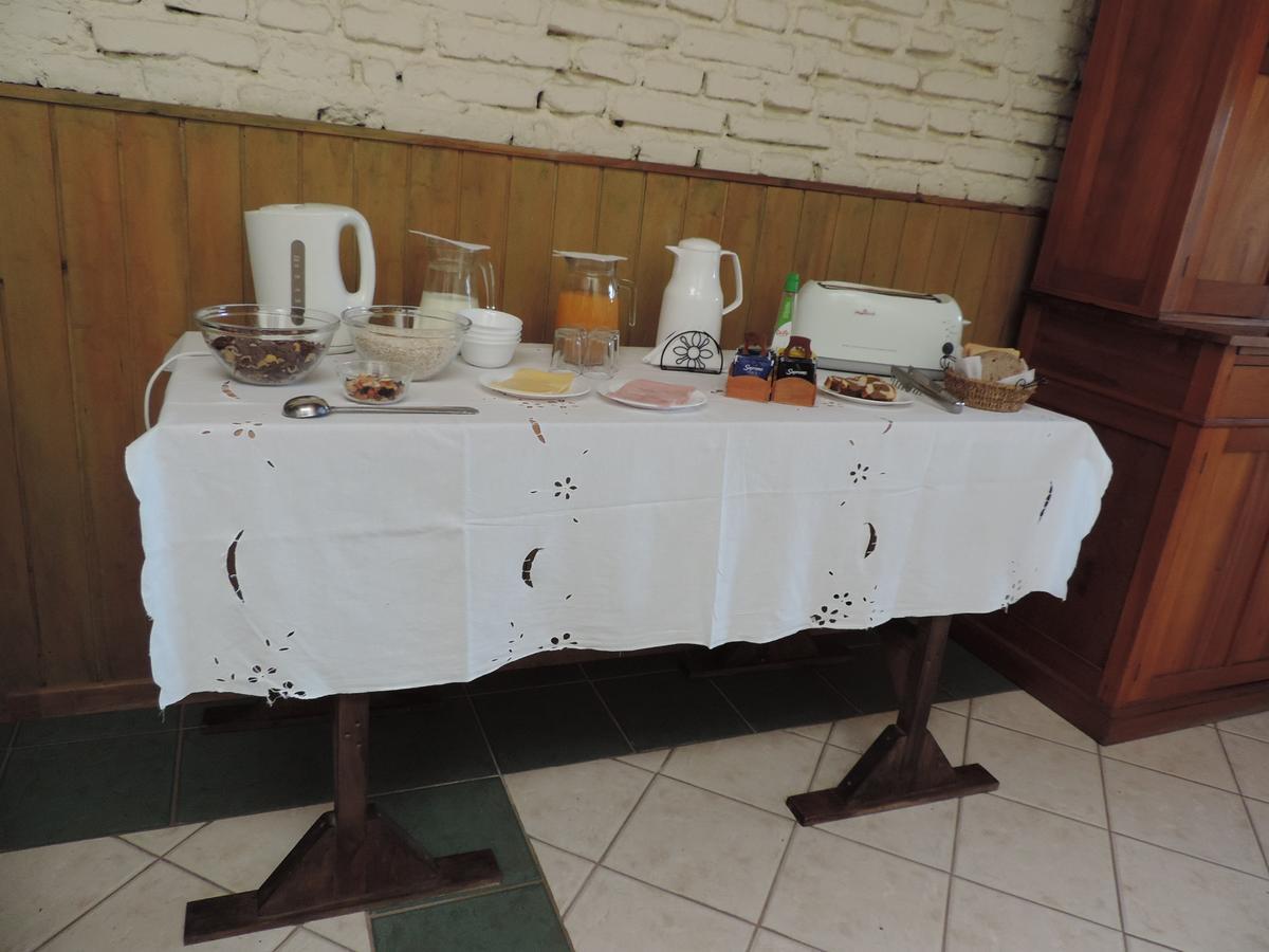 Hostal Oro Fueguino Punta Arenas Exterior foto