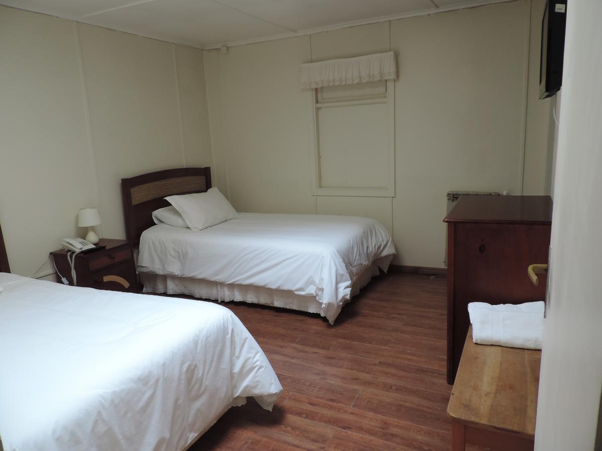 Hostal Oro Fueguino Punta Arenas Exterior foto